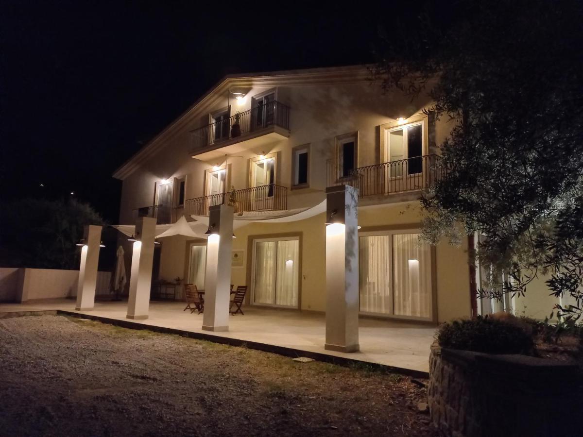 L'Albero Della Manna Bed and Breakfast Patti Exteriör bild