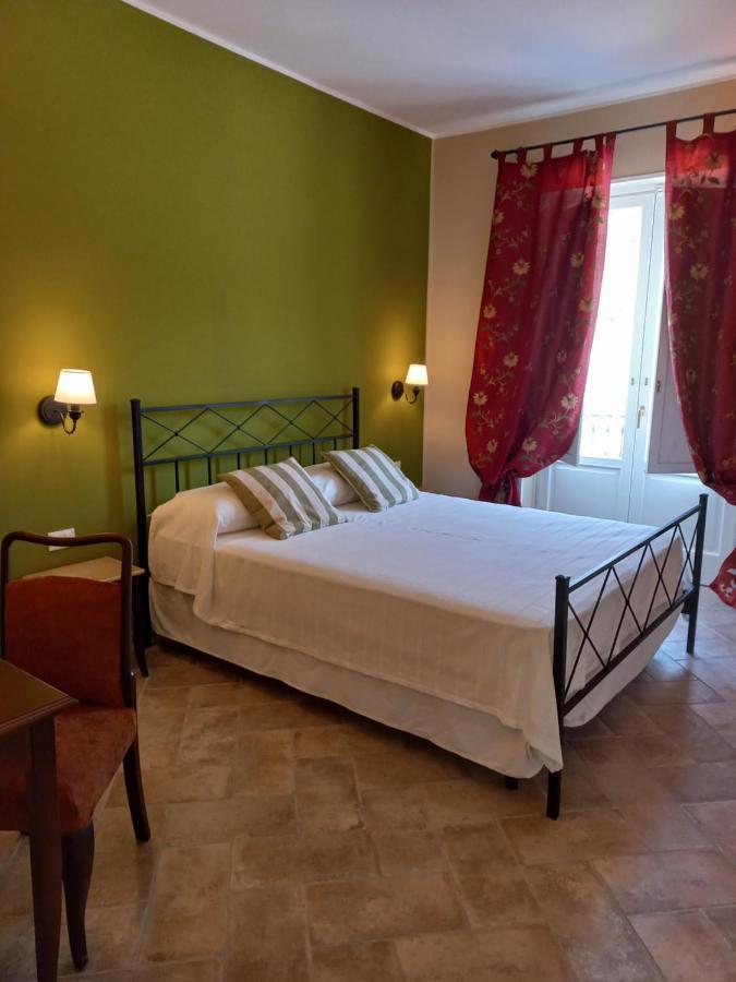 L'Albero Della Manna Bed and Breakfast Patti Exteriör bild
