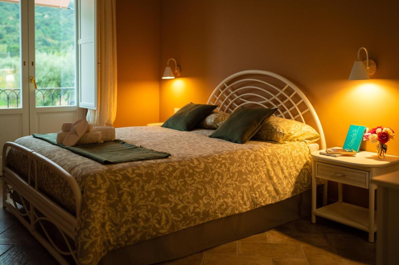 L'Albero Della Manna Bed and Breakfast Patti Exteriör bild