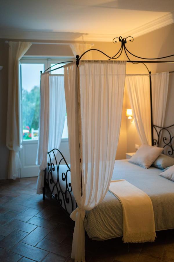 L'Albero Della Manna Bed and Breakfast Patti Exteriör bild